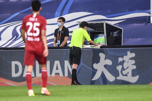 哈利20+7+8步行者力克魔术 雷霆大胜灰熊3连胜